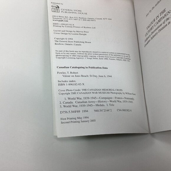 Valour on Juno Beach T. Robert Fowler 1994 First Printing WWII History GSPH - Picture 7 of 7